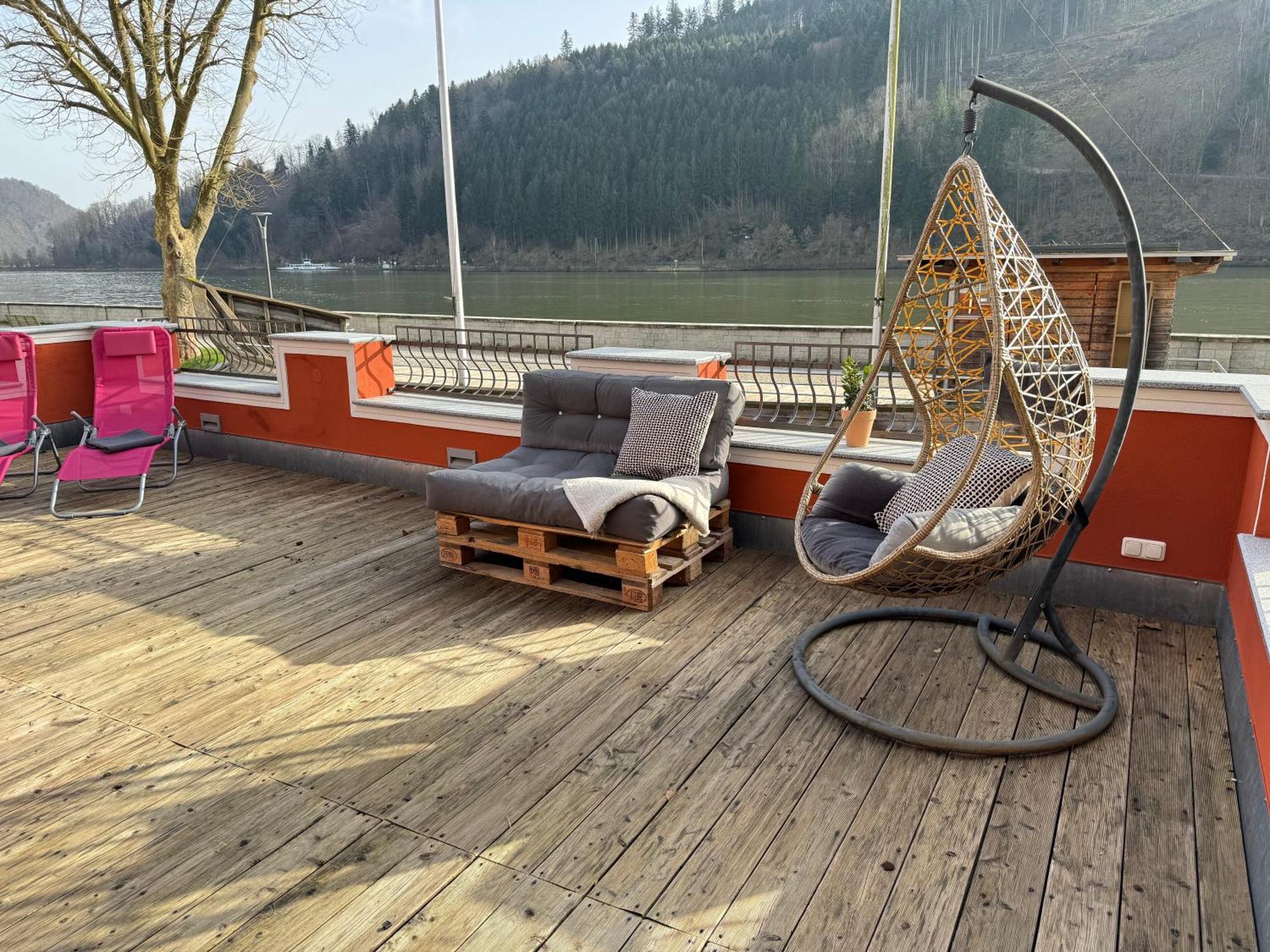 Terrassenwohnung Mit Donaublick Obernzell Exterior photo